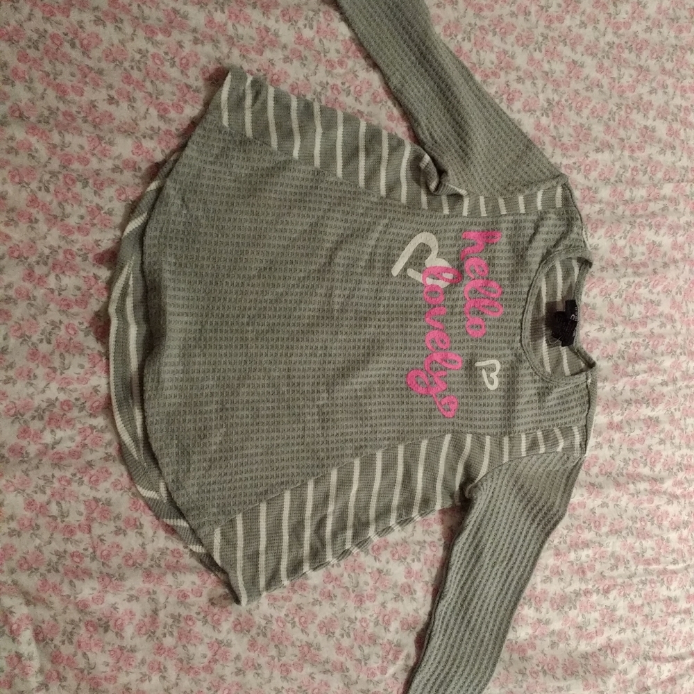 Cute girl's M tee